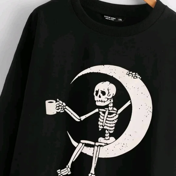 SHEIN Plus Oversized Slight Cropped Crewneck - Picture 3 of 4